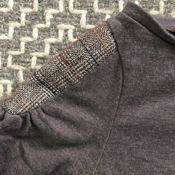 Cosy sweater with tweed shoulder patches - Picture 2 of 10